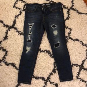 Mossimo Mid-Rise Jegging.